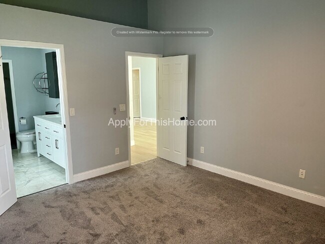 Building Photo - Single Family Home - Nice