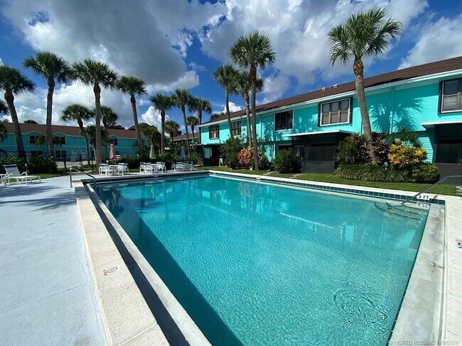 Building Photo - 13513 S Indian River Dr