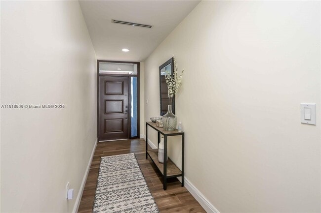 Building Photo - 16509 Fox Den Ct