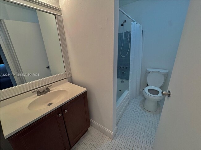Building Photo - 15460 SW 82nd Ln