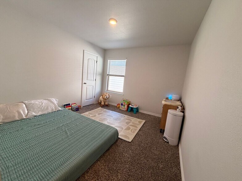 Building Photo - 2765 Excelsior Blvd