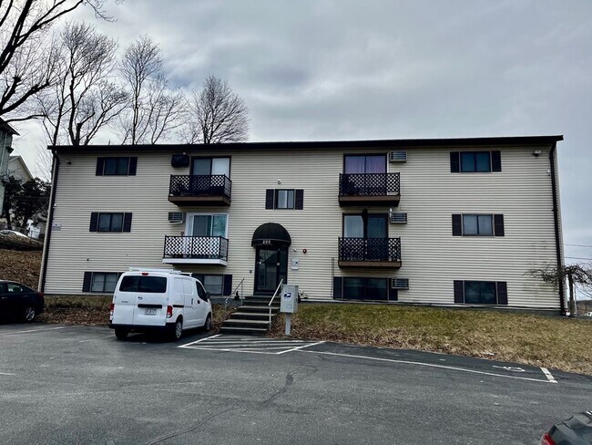 Primary Photo - 225 Danforth St