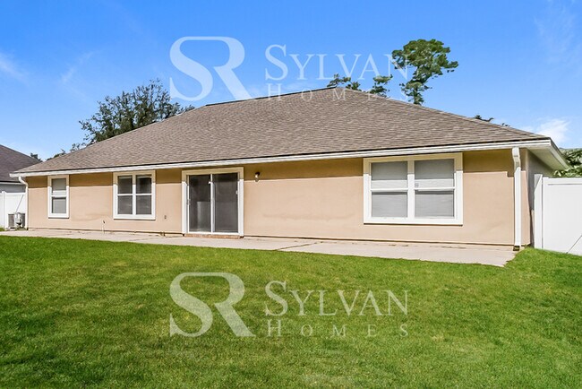 Building Photo - Living where You Love is Good for your Heart!