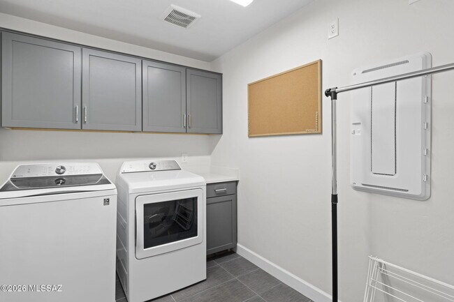 Building Photo - 10599 W Walker Brown Dr