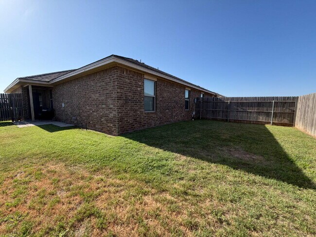 Building Photo - 6702 Oakridge Ave
