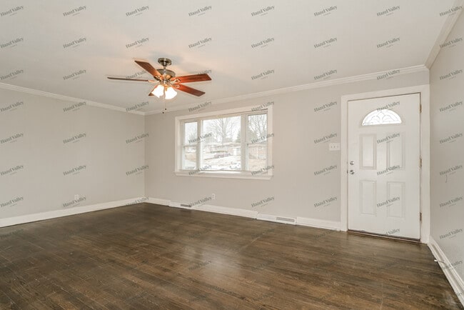 Building Photo - 118 Martigney Dr