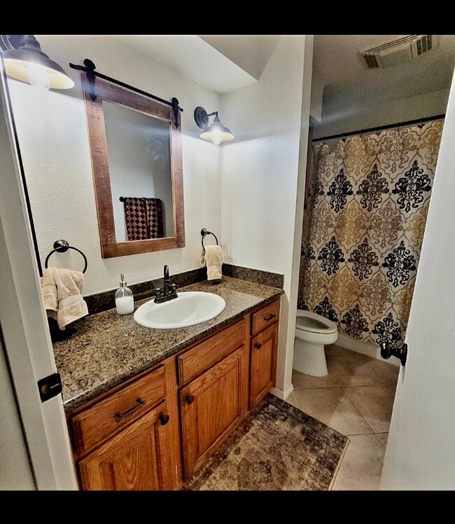 Building Photo - 1719 Brazo Cir
