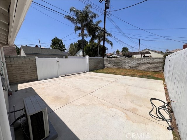 Building Photo - 9009 Monogram Ave
