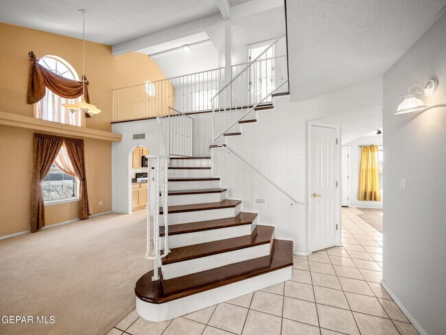 Building Photo - 4572 Loma Linda Cir