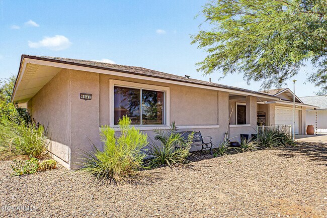 Building Photo - 9847 W Wrangler Dr