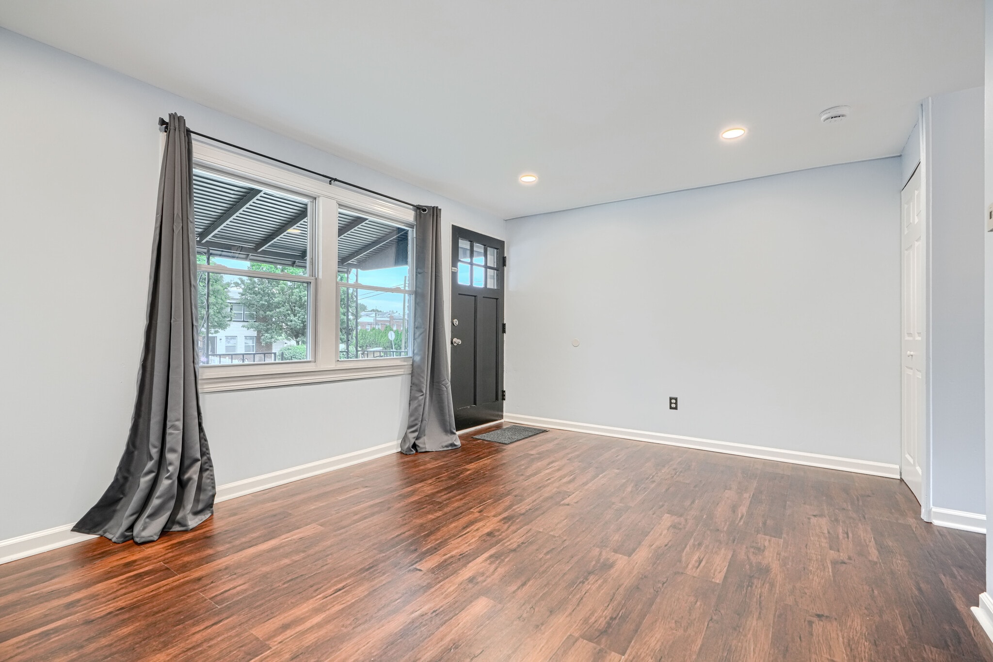 Building Photo - 7906 Wynbrook Rd