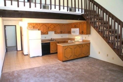 Building Photo - 822 White Oak Dr