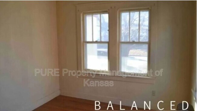 Building Photo - 808 SW 11th St