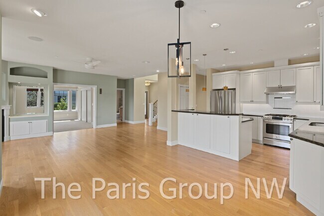 Building Photo - Picturesque Seattle Craftsman in a Private Bryn Mawr Enclave *Amazing Views *Central A/C *Tons of...