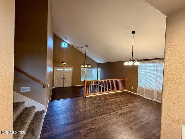 Building Photo - 965 Dolce Dr
