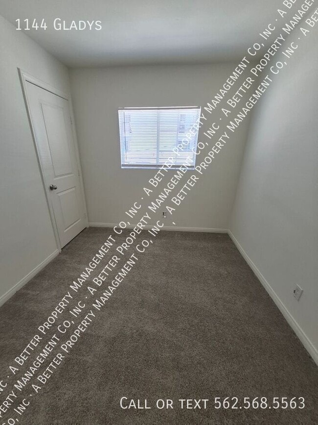 Building Photo - 1144 Gladys-