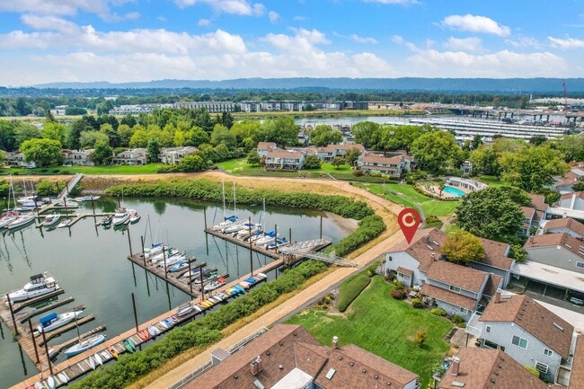 Building Photo - 540 N Hayden Bay Dr