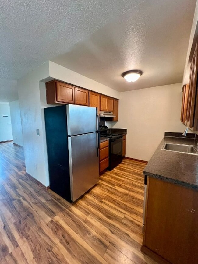 Building Photo - PENDING APPLICATION; W/S/G Included! Pet Friendly 2 BD
