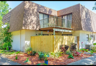 Building Photo - 105 Springwood Square