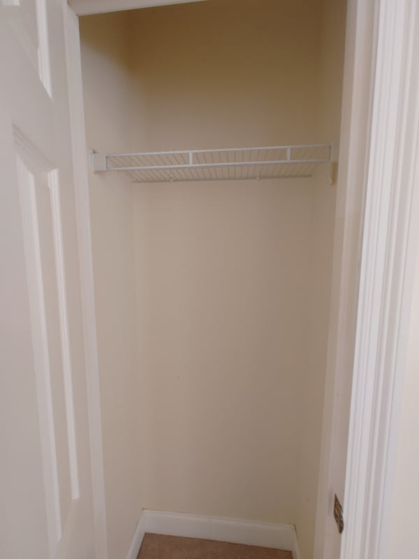 Building Photo - 118 Lakeview Dr