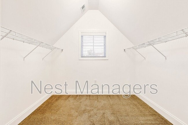 Building Photo - 1081 Ronald Reagan Drive