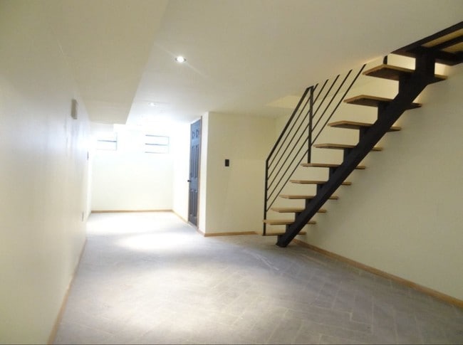 Floorplan - 208 STARR ST