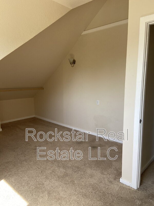 Building Photo - 4235.5 E Hartson Ave