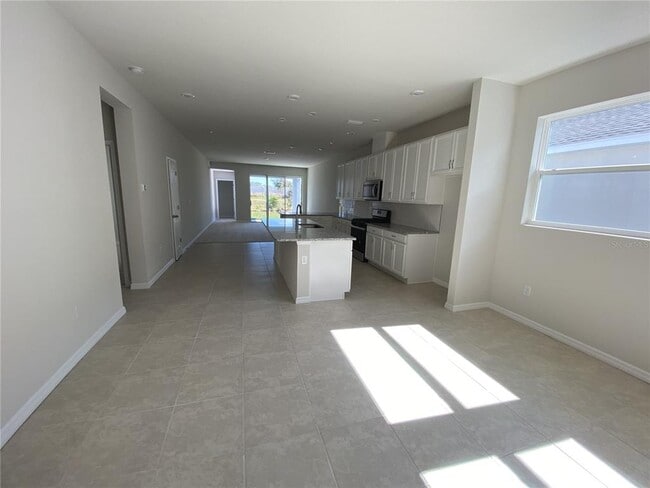 Building Photo - 5659 Del Coronado Dr