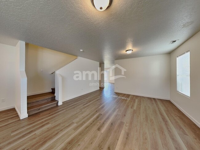 Building Photo - 2543 N Greenville Ave