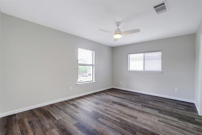 Building Photo - 1109 Minerva St