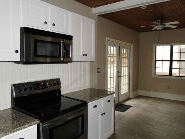 Building Photo - Great Home close to Downtown