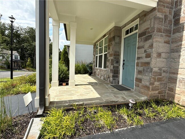 Building Photo - 207 Foxhill Dr
