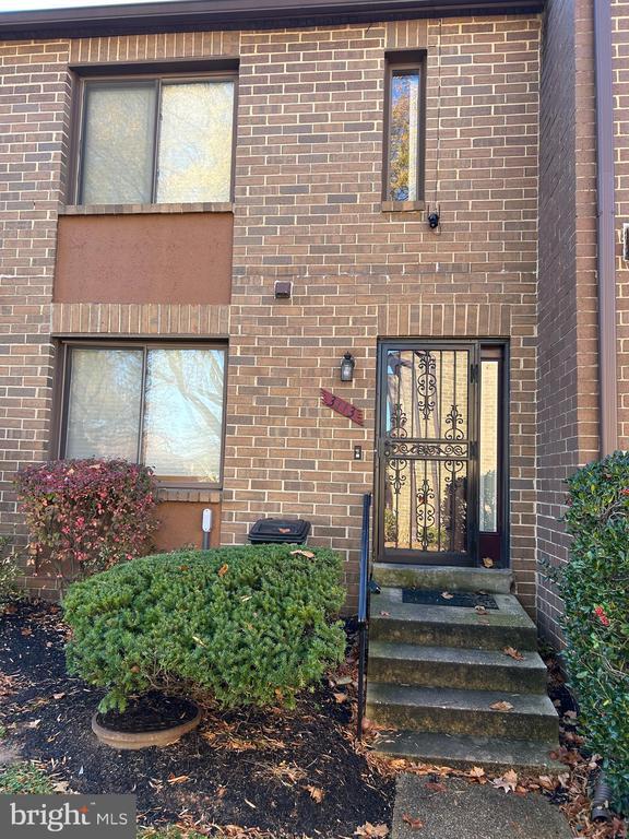 Building Photo - 3113 Cherry Rd NE