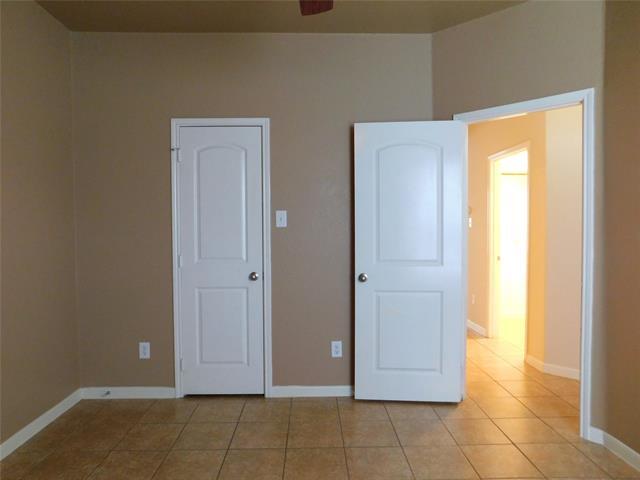 Building Photo - 717 Partridge Dr