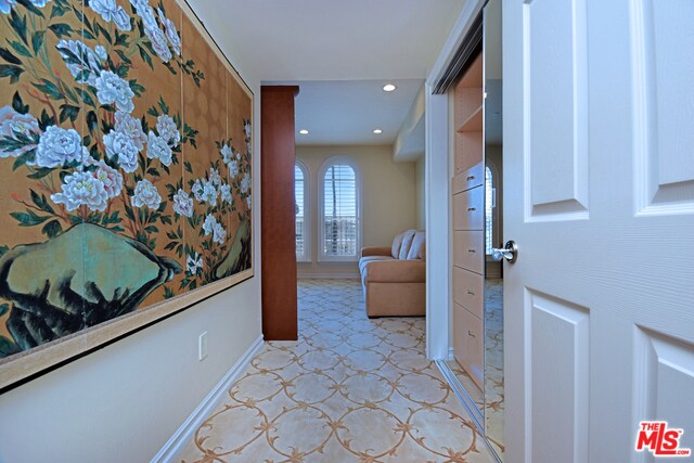 Building Photo - 1000 Granville Ave