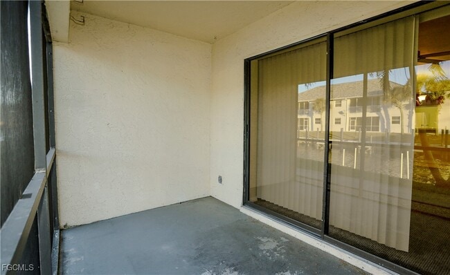 Building Photo - 719 SW 47th Terrace