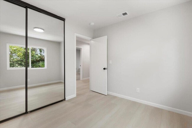 Building Photo - Renovated Single-Level 4BR Home with Modern Kitchen in La Costa – Carlsbad