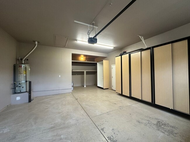 Building Photo - 416 Farinelli Pkwy