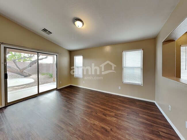 Building Photo - 2071 S 155th Dr