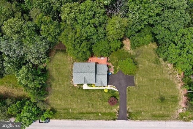 Building Photo - 6329 Grant Chapman Dr
