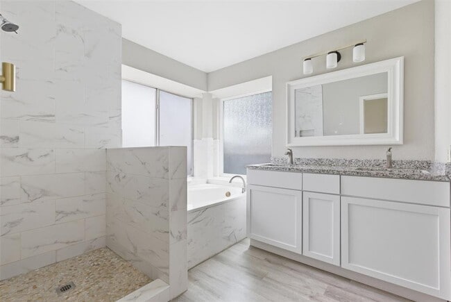 Building Photo - 508 Battlecreek Ln