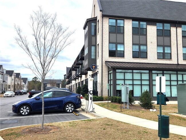 Building Photo - 1222 Waterfall Ct