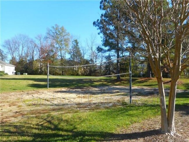 Building Photo - 13247 Savannah Point Dr