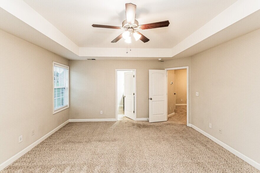 Building Photo - 252 Lanier Pl