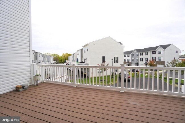 Building Photo - 125 Dragon Dr