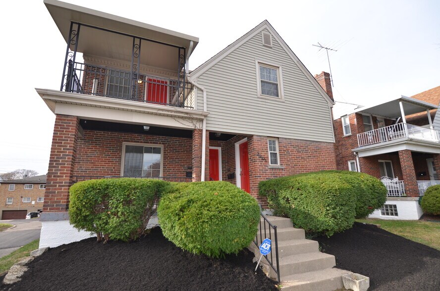 Primary Photo - 7301 Brookcrest Dr