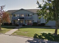 Building Photo - 201 Country Club