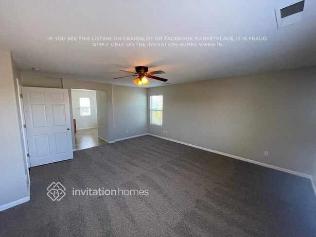 Building Photo - 3915 Eugene Dr