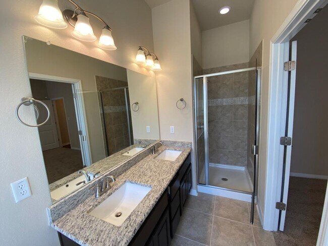 master Bath - 162 Rains