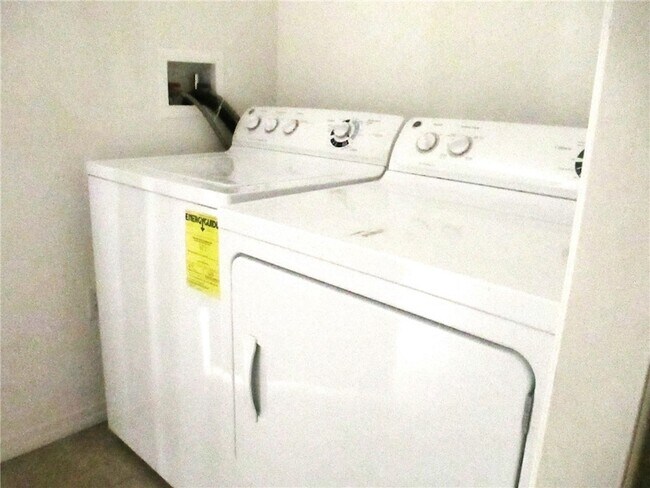 Building Photo - 136 Bellamy Trail